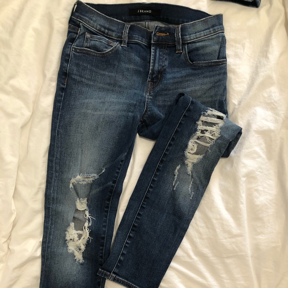 J Brand size 25 cropped destructed skinny.